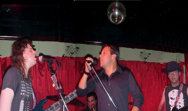 Live in Chicago Clubs